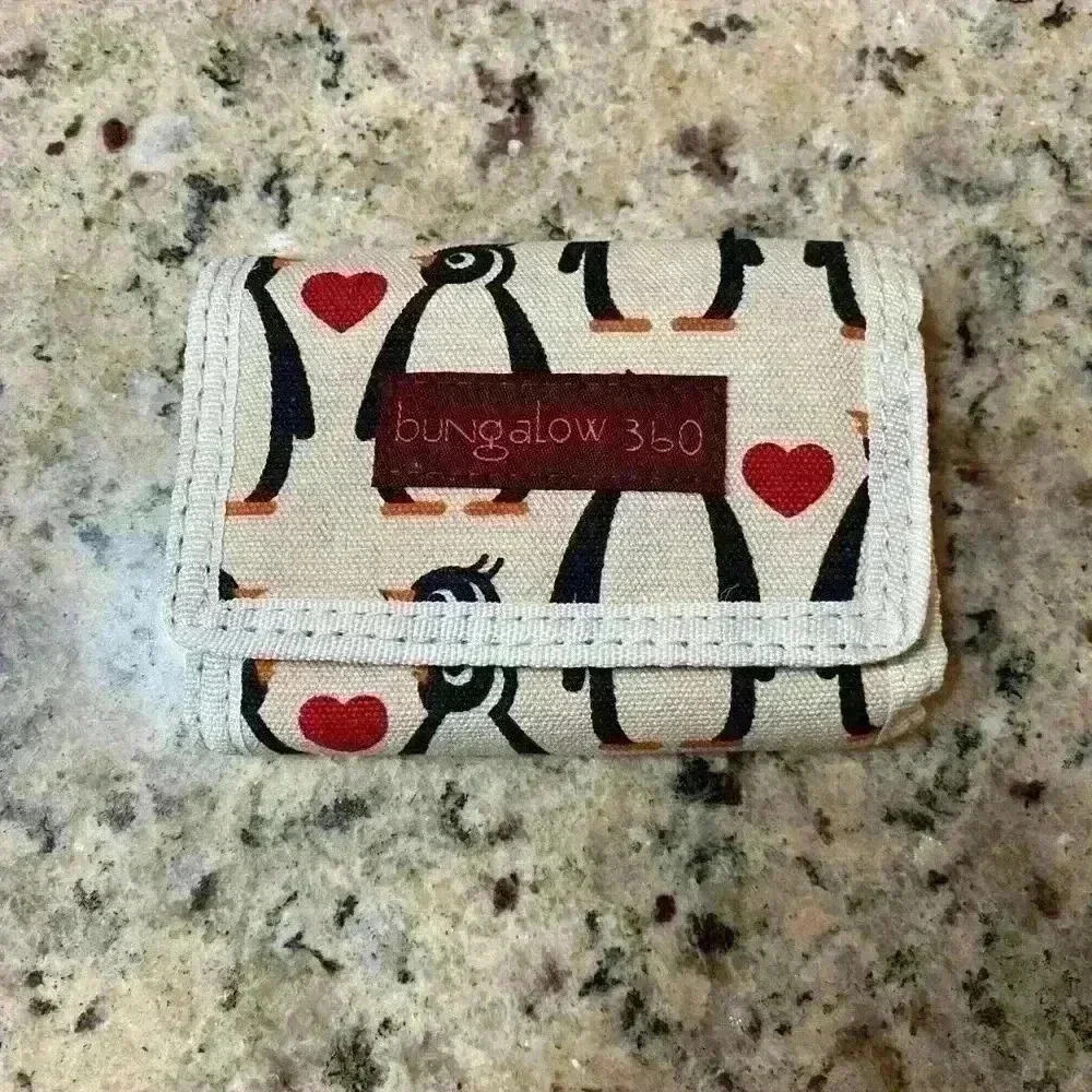 Bungalow 360 Trifold Vegan Wallet
